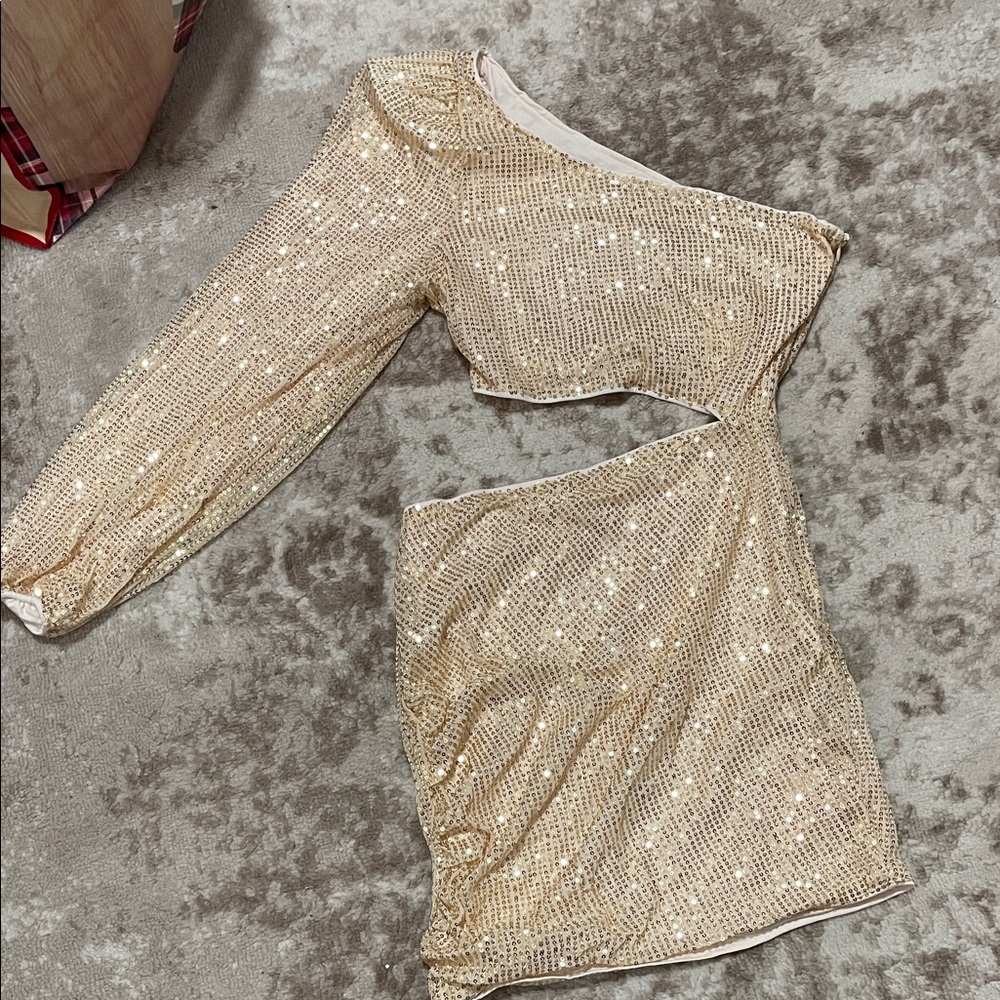 SHEIN Gold Sequin One-Shoulder Midi Dress